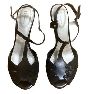 Gianni Bernini Black T Strap Open Toe High Heel